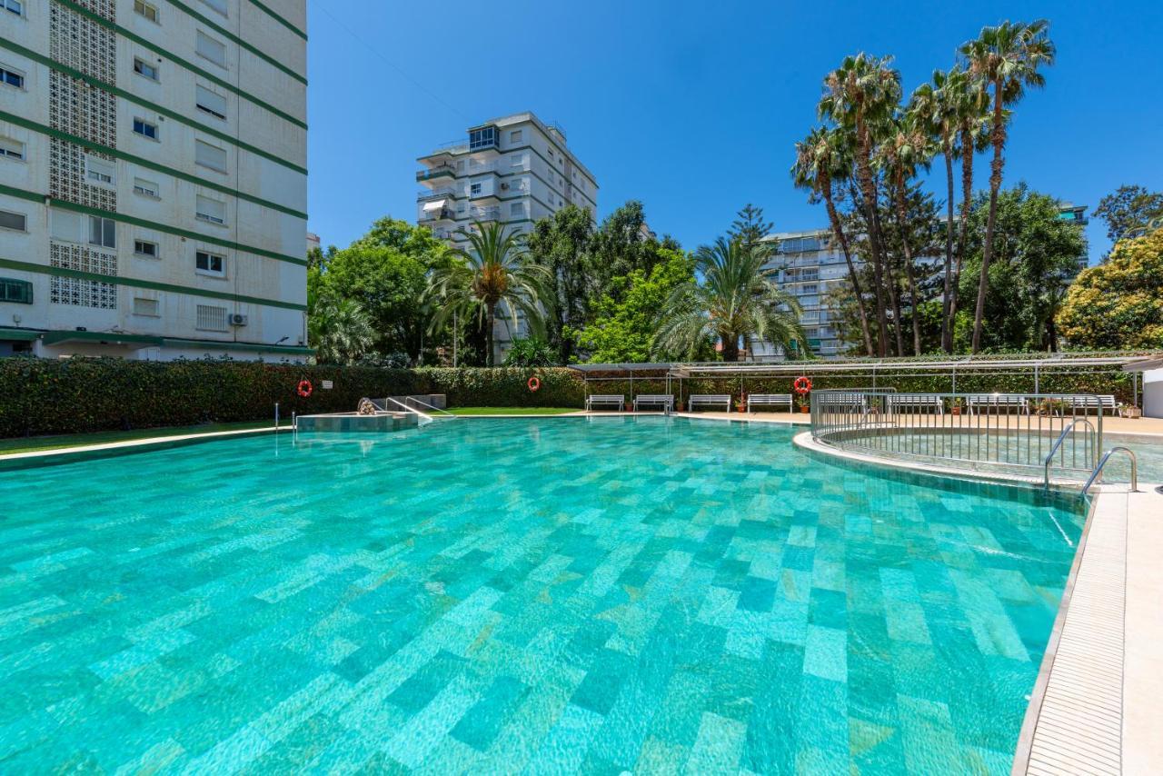Berlin 037 Apartment Torre Del Mar Bagian luar foto